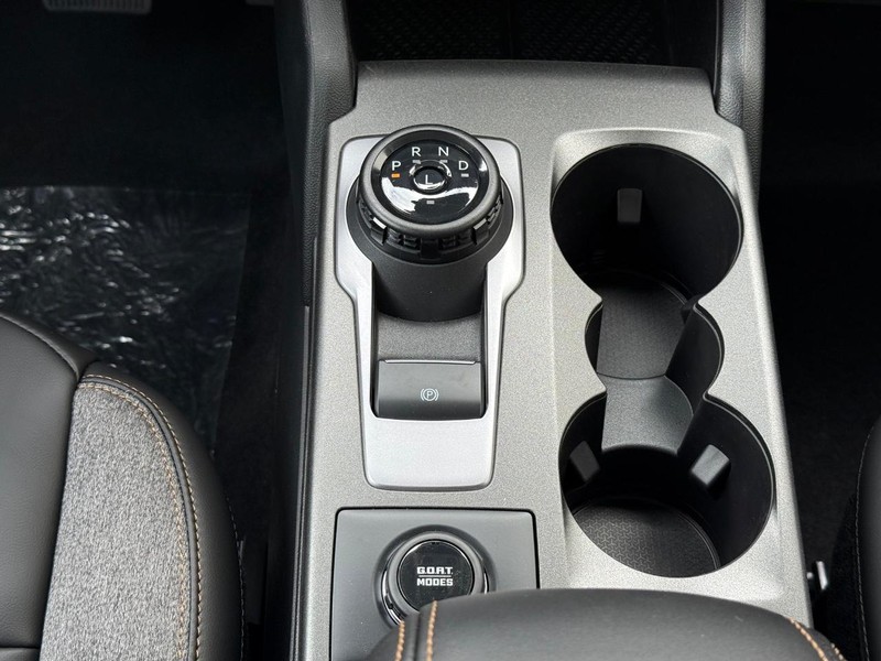 Ford Bronco Sport Vehicle Full-screen Gallery Image 7