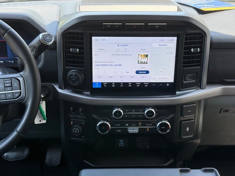 Ford F-150 Vehicle Full-screen Gallery Image 9