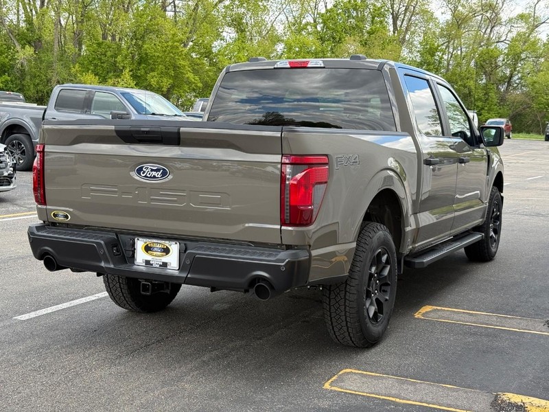 Ford F-150 Vehicle Full-screen Gallery Image 6