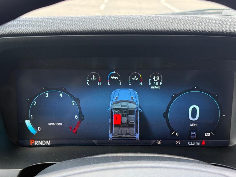 Ford F-150 Vehicle Full-screen Gallery Image 11