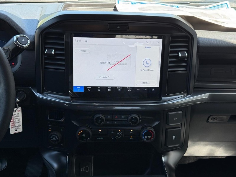 Ford F-150 Vehicle Full-screen Gallery Image 11