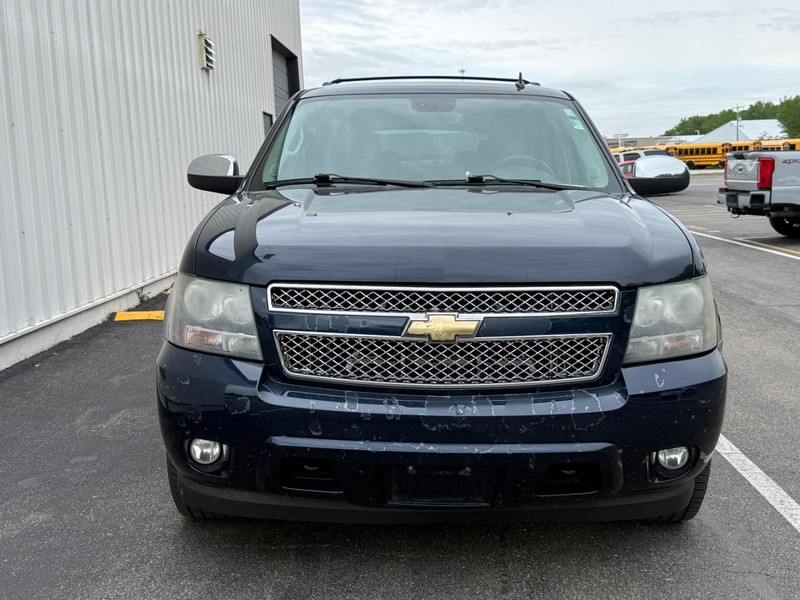 Chevrolet Tahoe Vehicle Full-screen Gallery Image 6