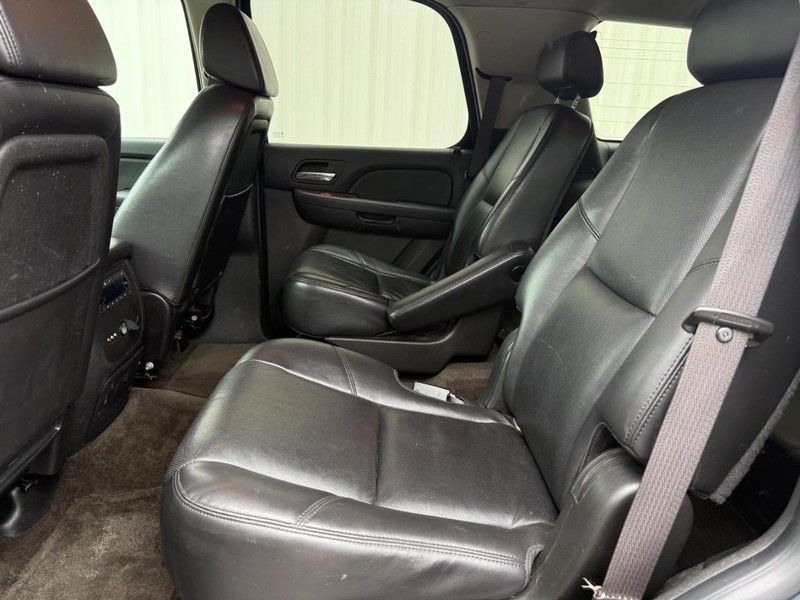 Chevrolet Tahoe Vehicle Full-screen Gallery Image 11