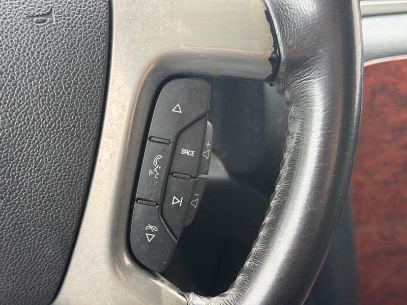 Chevrolet Tahoe Vehicle Full-screen Gallery Image 19