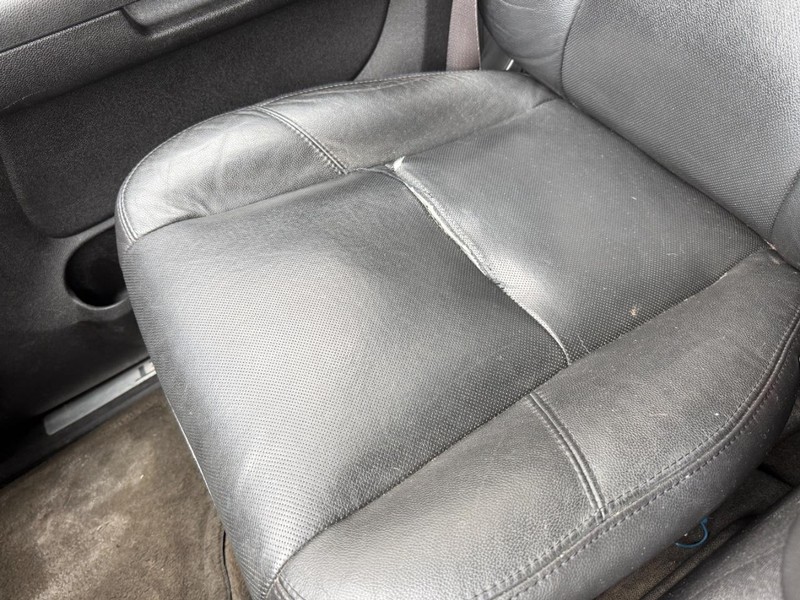 Chevrolet Tahoe Vehicle Full-screen Gallery Image 22
