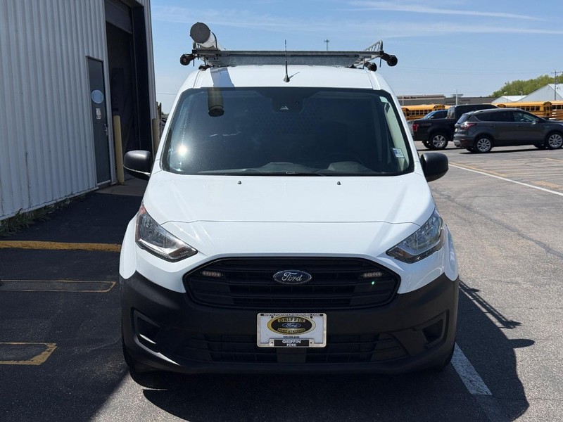 Ford Transit Connect Van Vehicle Full-screen Gallery Image 8