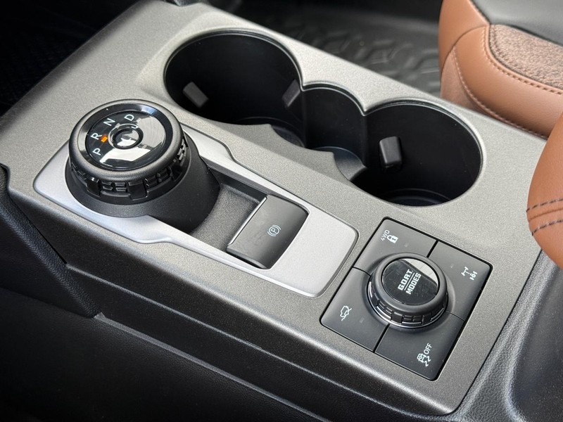 Ford Bronco Sport Vehicle Full-screen Gallery Image 14