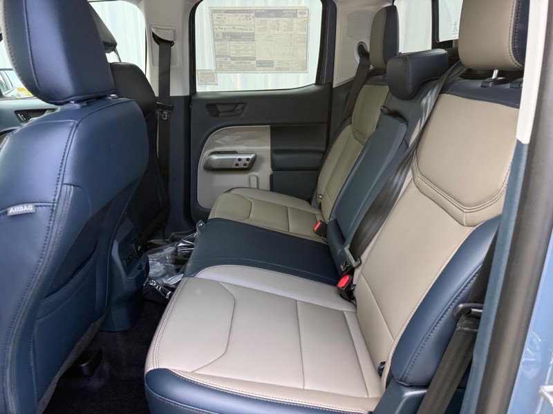 Ford Maverick Vehicle Full-screen Gallery Image 9