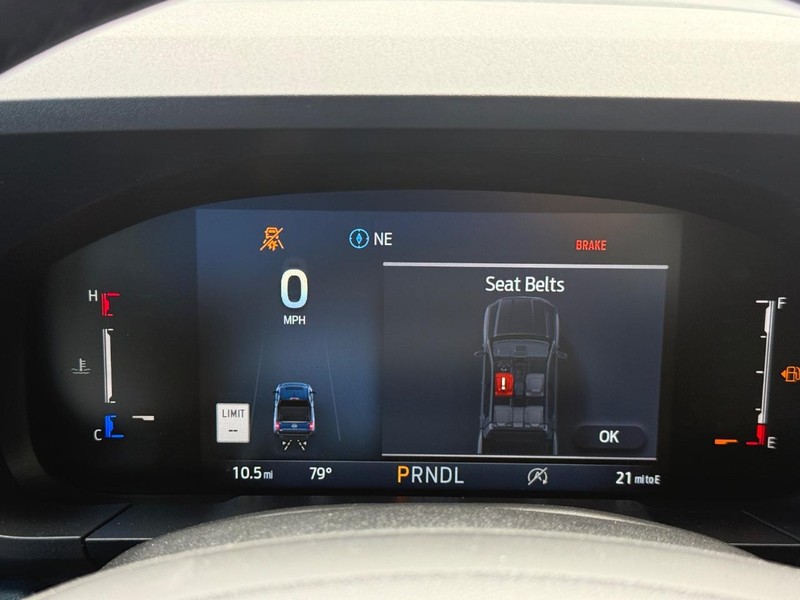 Ford Maverick Vehicle Full-screen Gallery Image 17