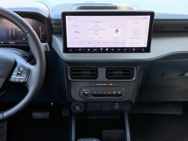 Ford Maverick Vehicle Full-screen Gallery Image 11