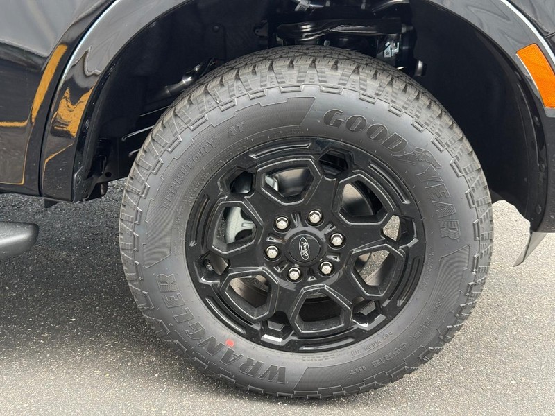 Ford Ranger Vehicle Full-screen Gallery Image 7