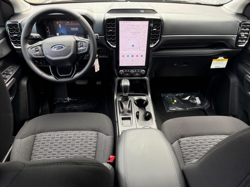 Ford Ranger Vehicle Full-screen Gallery Image 10