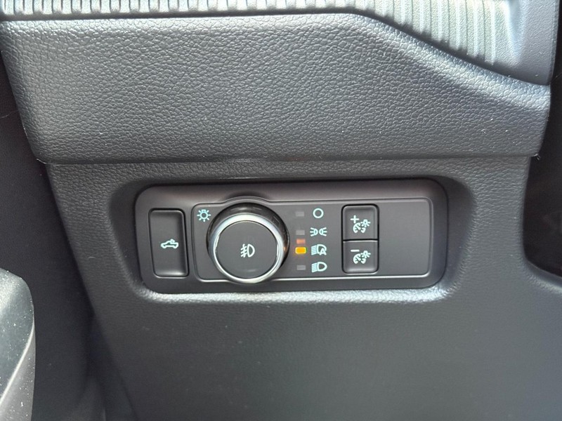 Ford Ranger Vehicle Full-screen Gallery Image 21