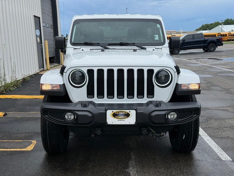 Jeep Wrangler Vehicle Full-screen Gallery Image 8