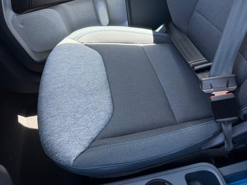 Ford Maverick Vehicle Full-screen Gallery Image 18