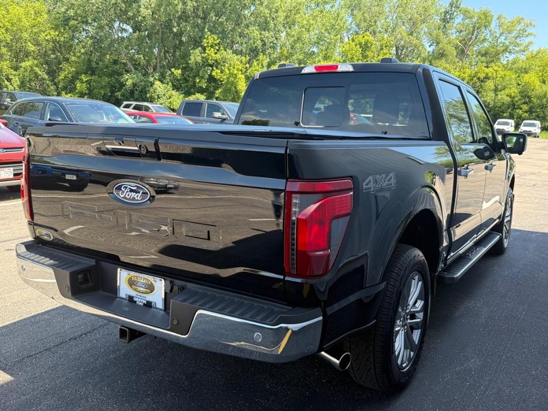 Ford F-150 Vehicle Full-screen Gallery Image 6