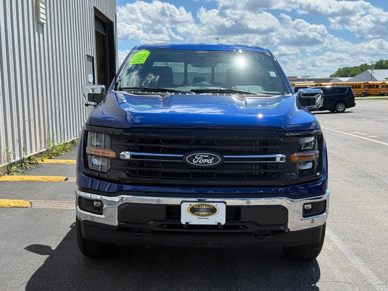 Ford F-150 Vehicle Full-screen Gallery Image 10