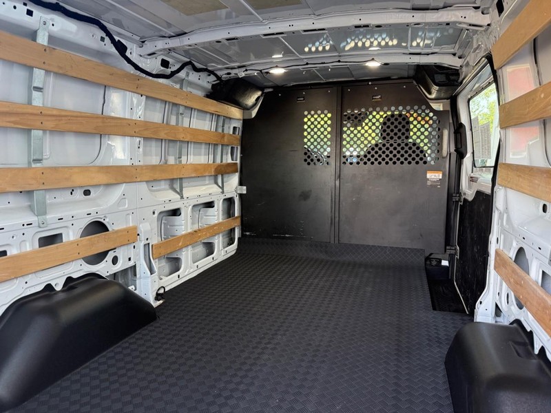 Ford Transit Cargo Van Vehicle Full-screen Gallery Image 5