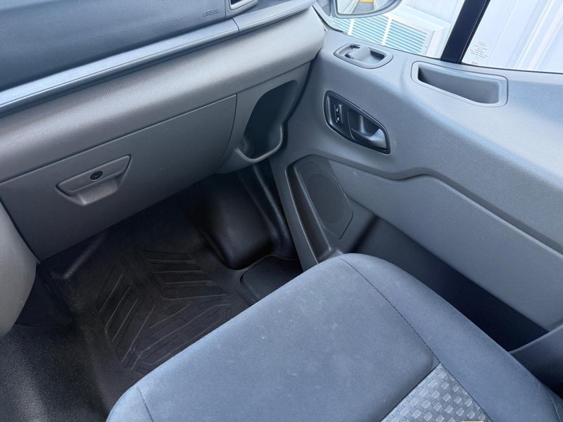 Ford Transit Cargo Van Vehicle Full-screen Gallery Image 15