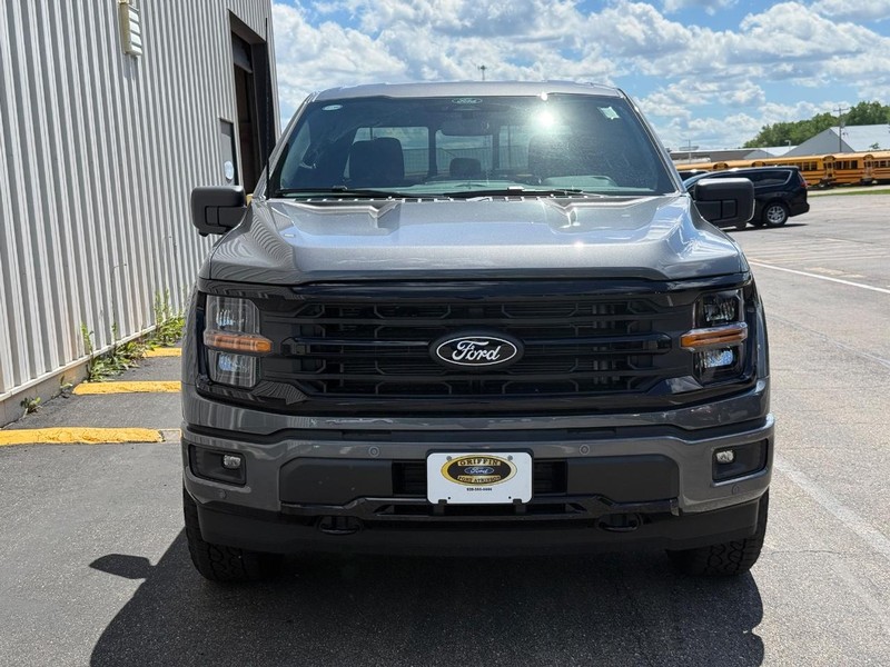 Ford F-150 Vehicle Full-screen Gallery Image 8