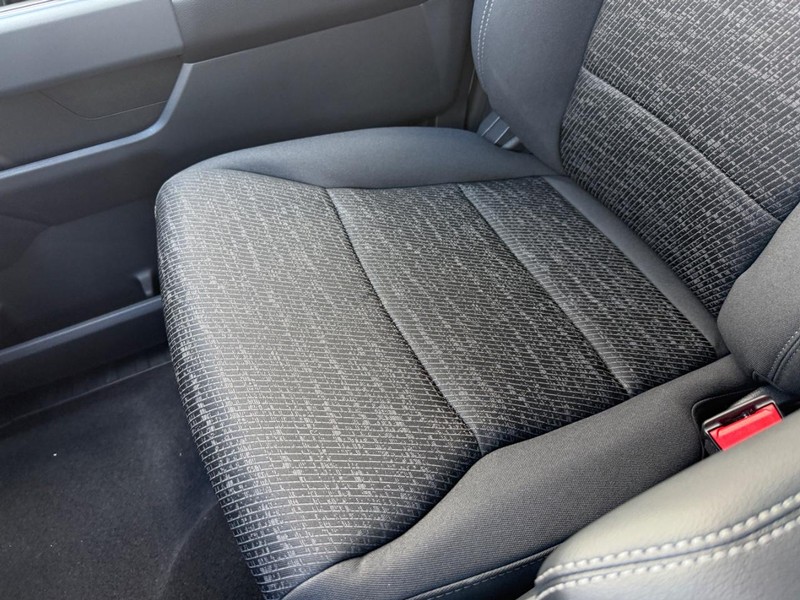 Ford F-150 Vehicle Full-screen Gallery Image 20