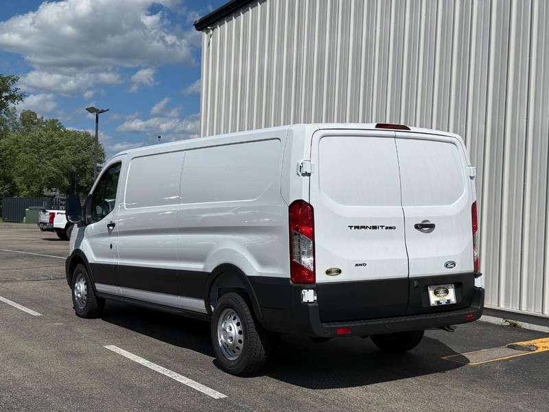 Ford Transit Cargo Van Vehicle Full-screen Gallery Image 3