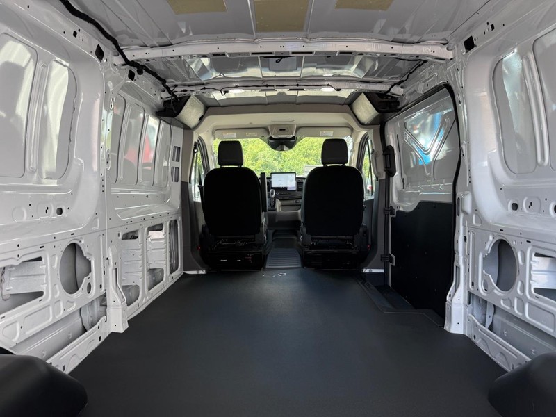 Ford Transit Cargo Van Vehicle Full-screen Gallery Image 5