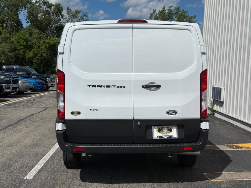 Ford Transit Cargo Van Vehicle Full-screen Gallery Image 6