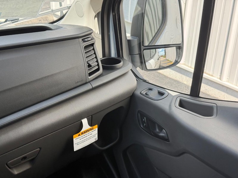 Ford Transit Cargo Van Vehicle Full-screen Gallery Image 13