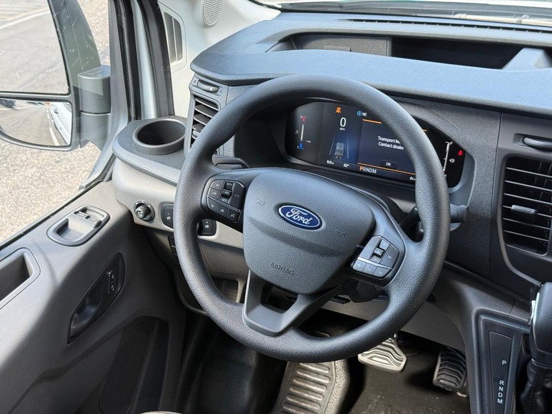 Ford Transit Cargo Van Vehicle Full-screen Gallery Image 10