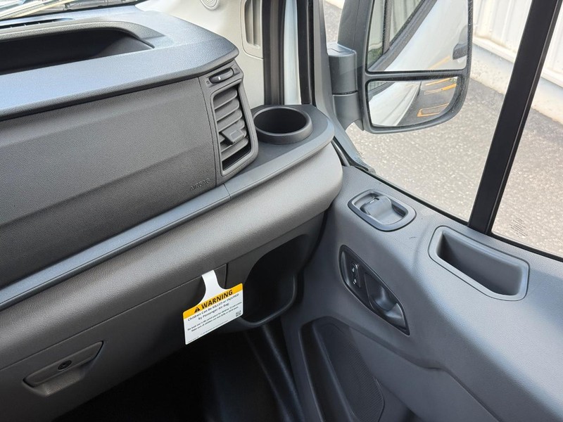 Ford Transit Cargo Van Vehicle Full-screen Gallery Image 13