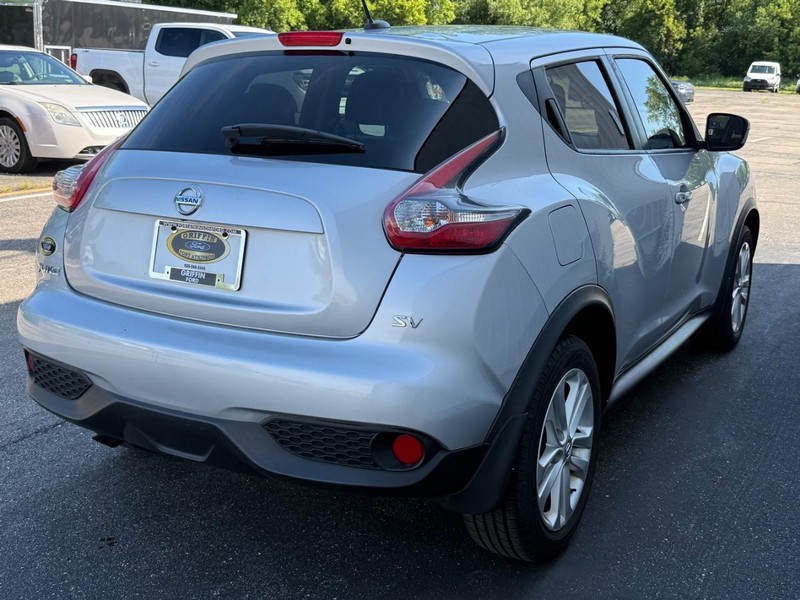 Nissan JUKE Vehicle Full-screen Gallery Image 6