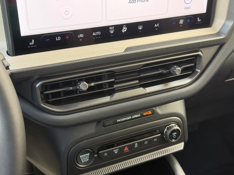 Ford Bronco Sport Vehicle Full-screen Gallery Image 19