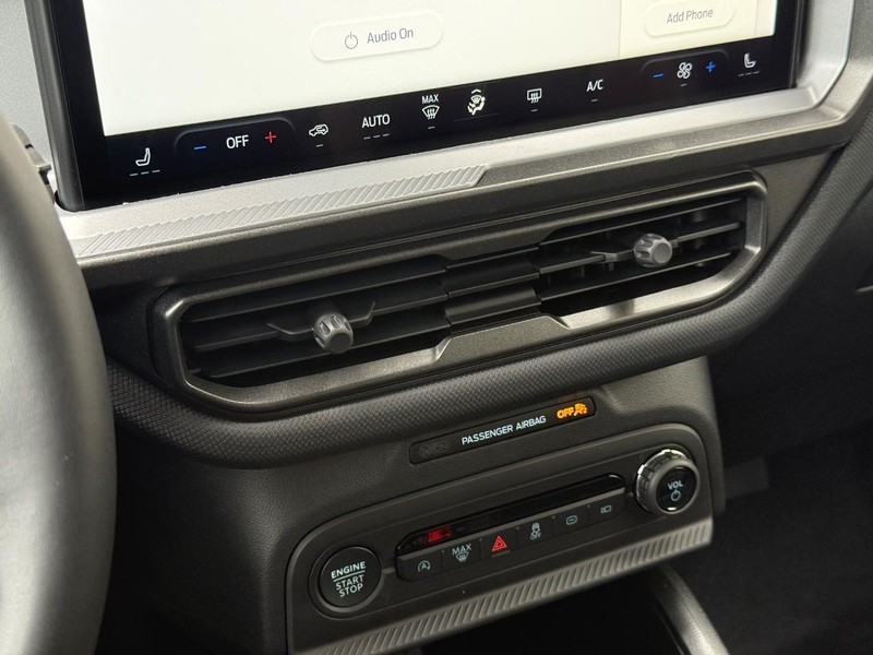 Ford Bronco Sport Vehicle Full-screen Gallery Image 19
