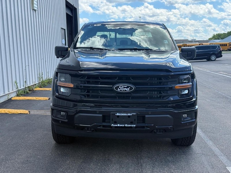 Ford F-150 Vehicle Full-screen Gallery Image 6