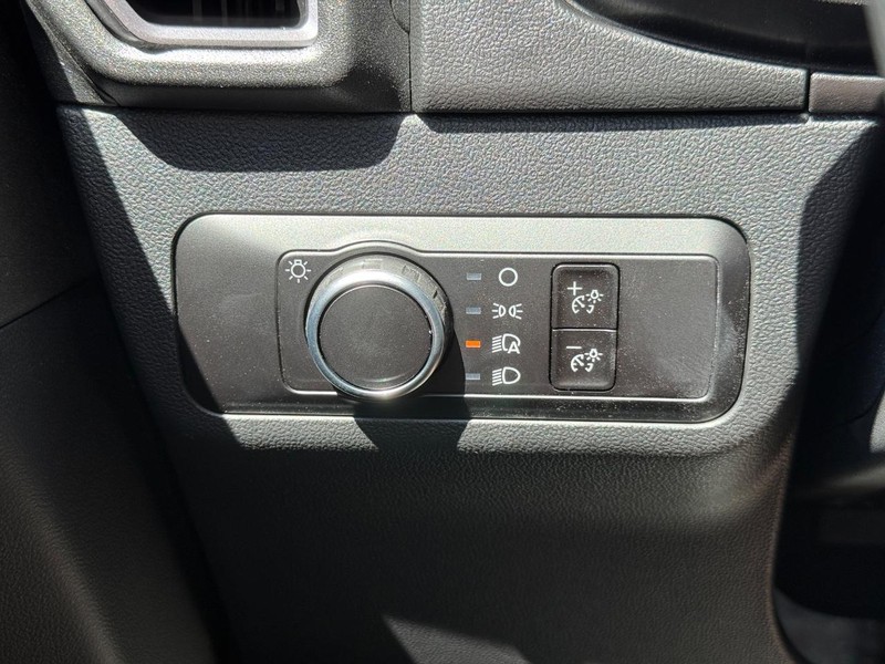 Ford Bronco Sport Vehicle Full-screen Gallery Image 19