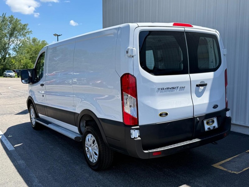 Ford Transit Cargo Van Vehicle Full-screen Gallery Image 3