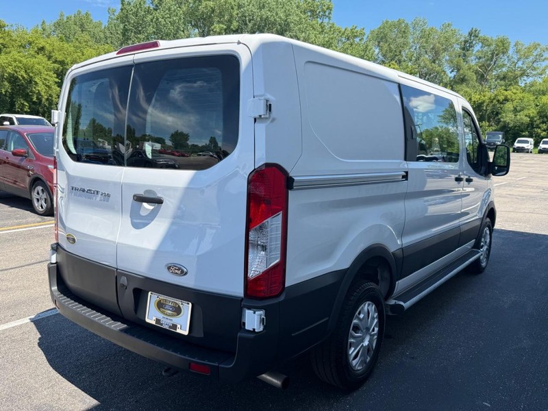 Ford Transit Cargo Van Vehicle Full-screen Gallery Image 6