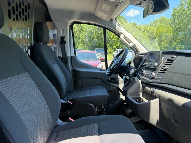 Ford Transit Cargo Van Vehicle Full-screen Gallery Image 9