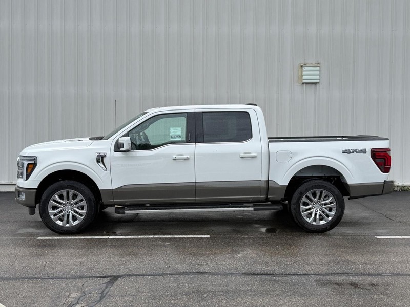 Ford F-150 Vehicle Full-screen Gallery Image 2