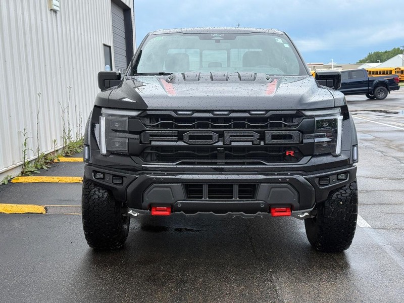 Ford F-150 Vehicle Full-screen Gallery Image 10