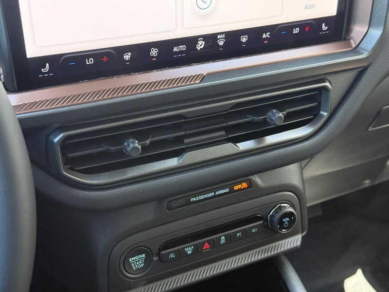 Ford Bronco Sport Vehicle Full-screen Gallery Image 19