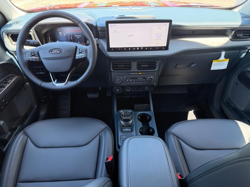 Ford Maverick Vehicle Full-screen Gallery Image 10
