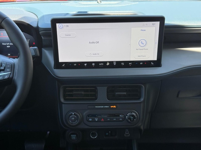 Ford Maverick Vehicle Full-screen Gallery Image 11