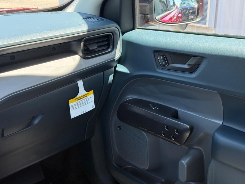 Ford Maverick Vehicle Full-screen Gallery Image 14
