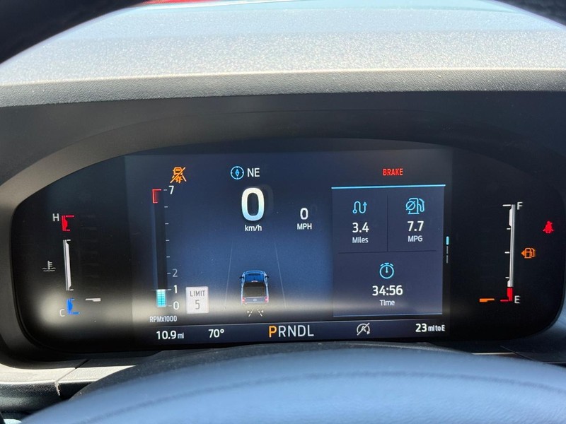Ford Maverick Vehicle Full-screen Gallery Image 17