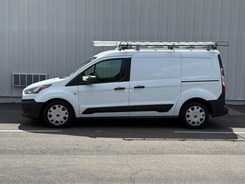 Ford Transit Connect Van Vehicle Full-screen Gallery Image 2