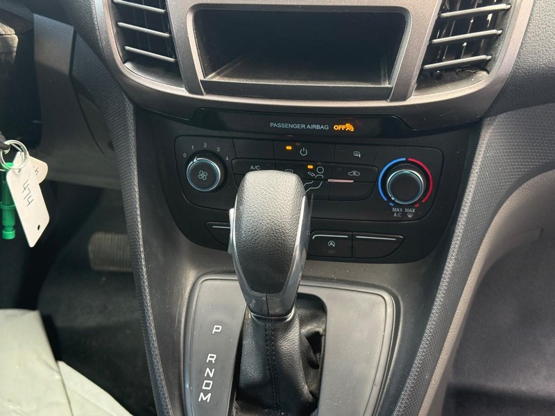 Ford Transit Connect Van Vehicle Full-screen Gallery Image 10