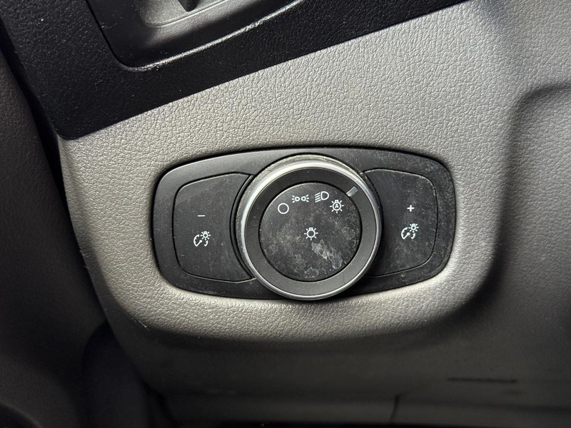 Ford Transit Connect Van Vehicle Full-screen Gallery Image 19