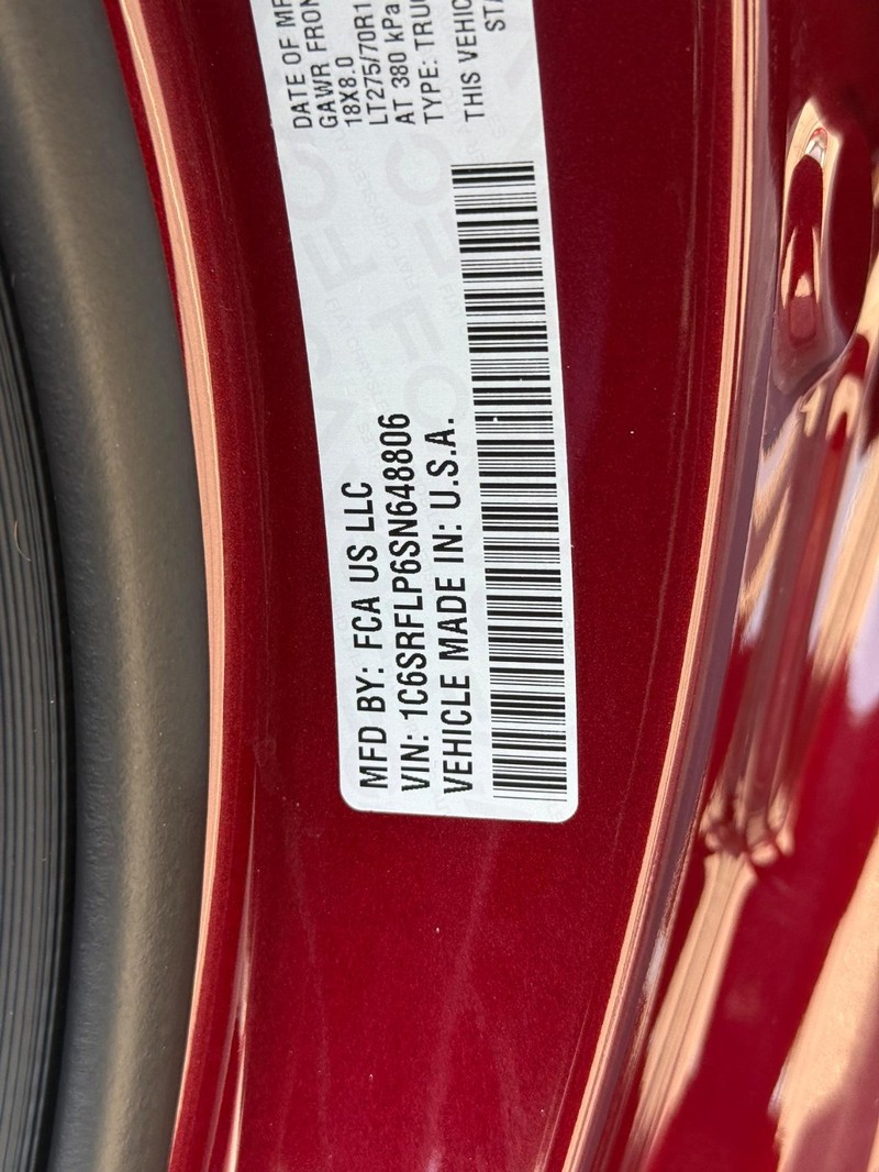 Ram 1500 Vehicle Full-screen Gallery Image 22